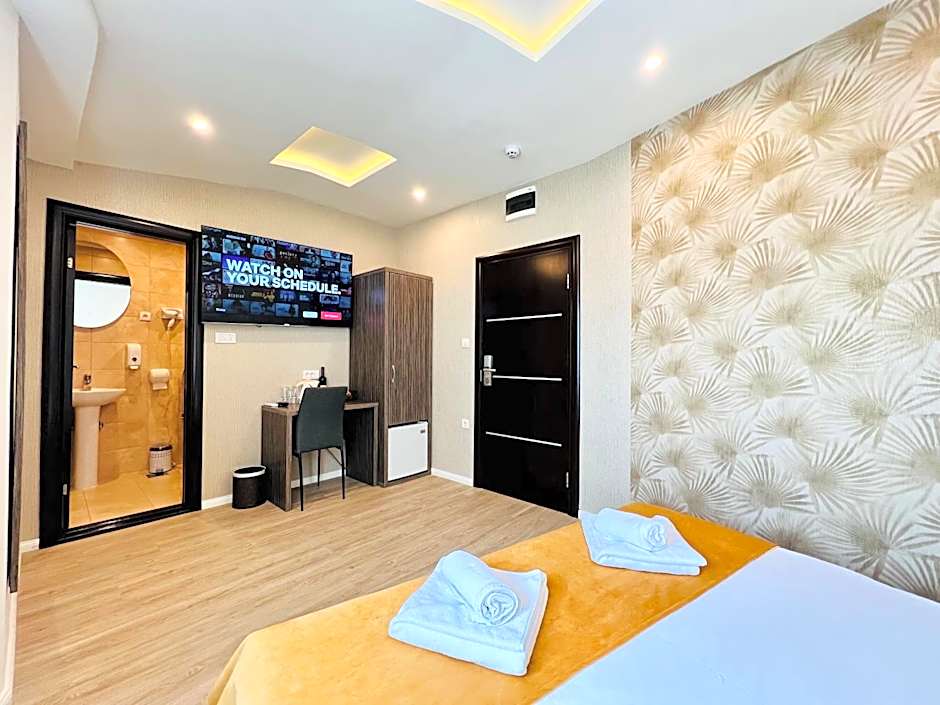 Side One Design Hotel Garni