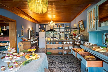 VILLA OXA - Boutique Design Hotel