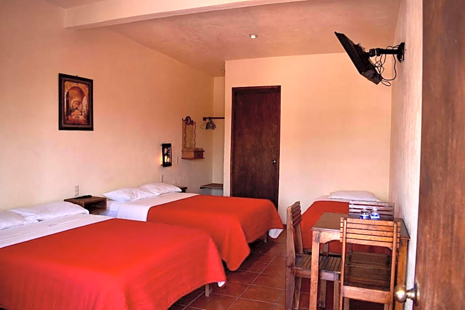 Hotel y Cabañas Quinta Los Cipreses