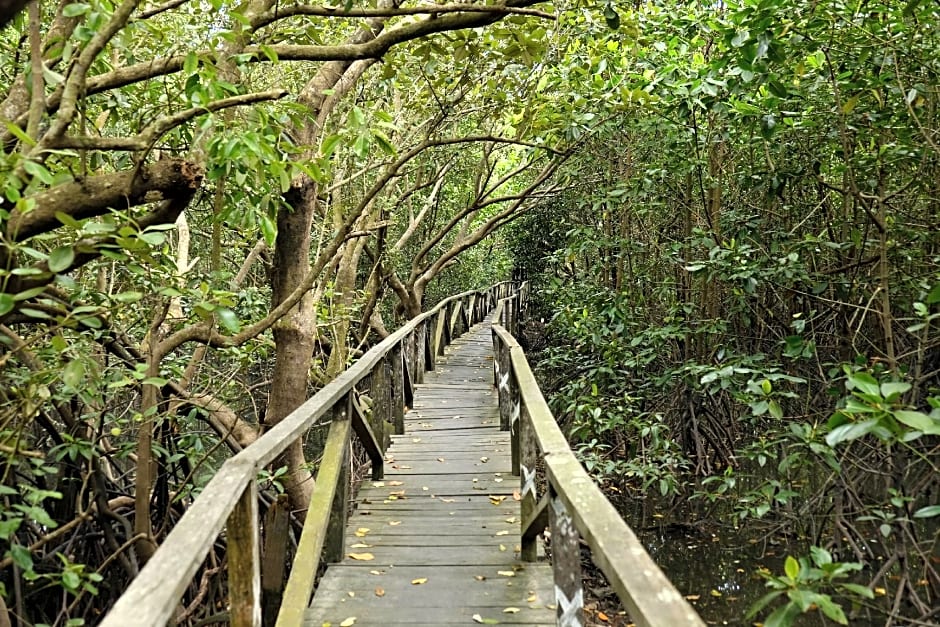 Urbanview Hotel The Tang Balikpapan by RedDoorz