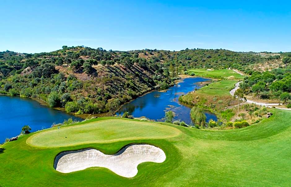 Monte Rei Golf & Country Club