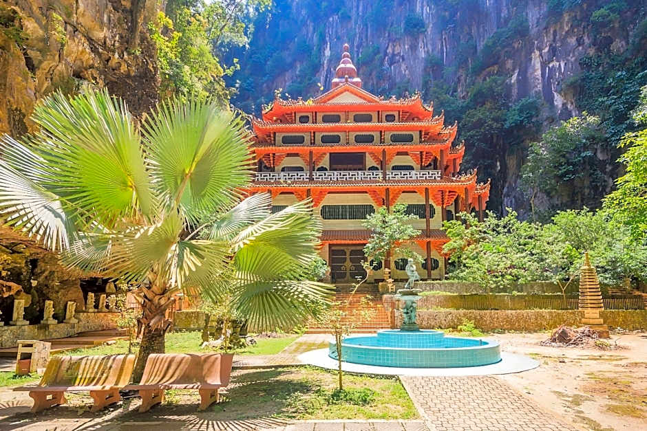 SUN INNS MERU RAYA