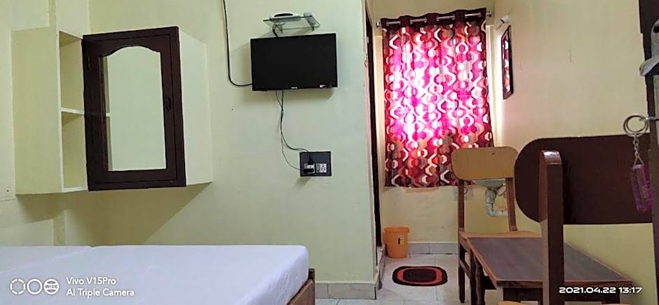 Photo 1 of 2 of Double Room