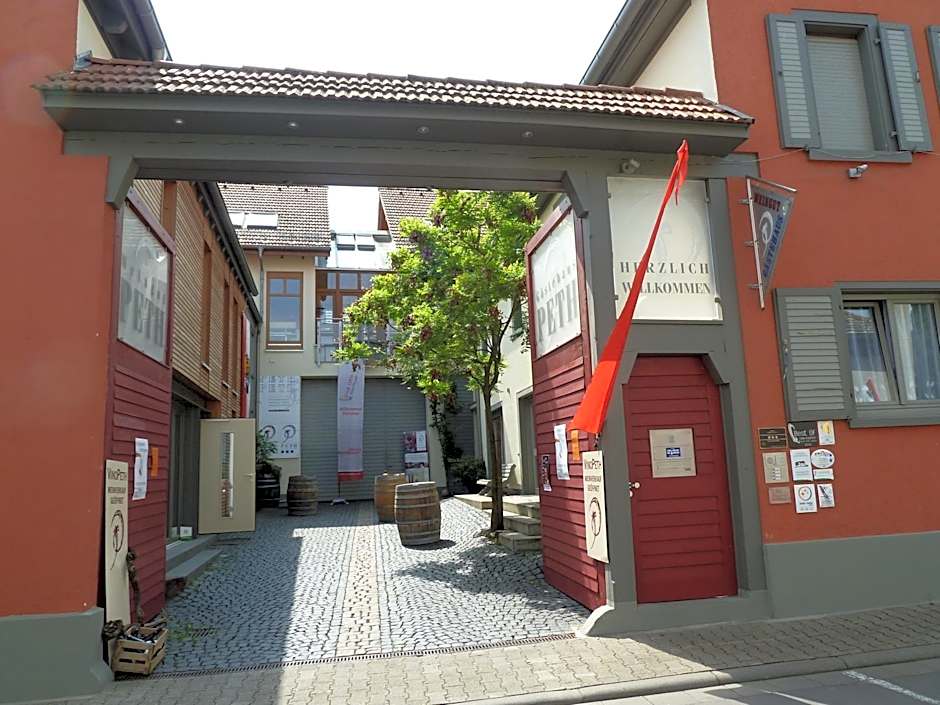 Gästehaus & Weingut PETH