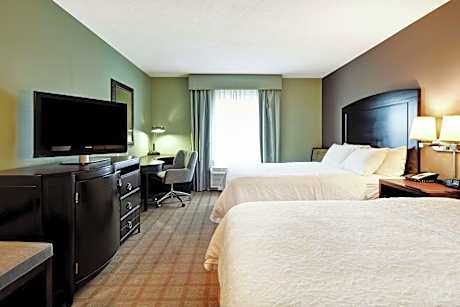 Room with Two Queen Beds - Non-Smoking