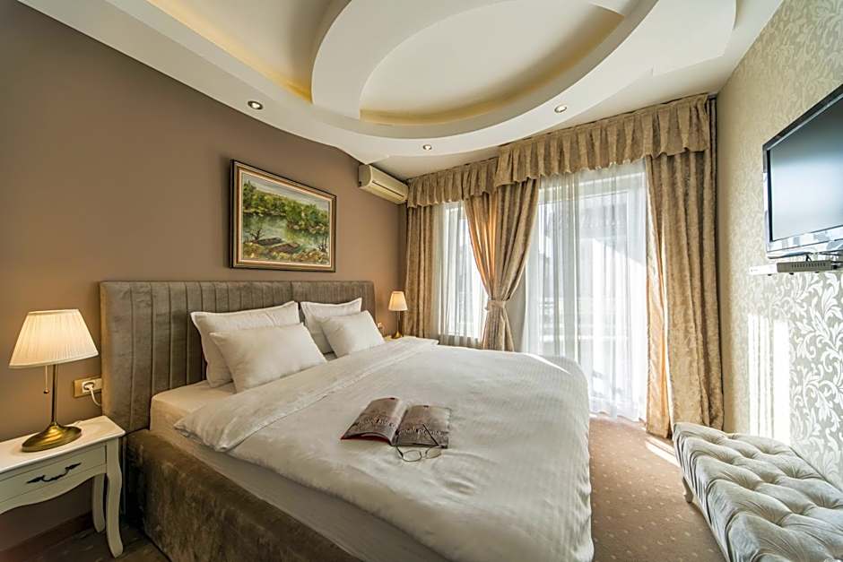 Garni Hotel President de Luxe