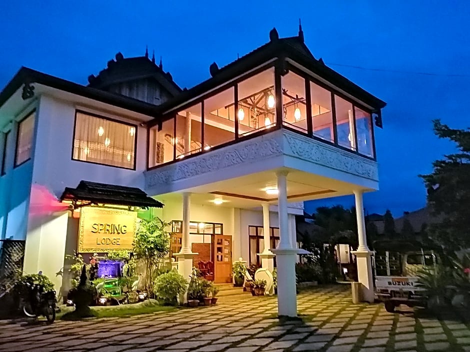 Spring Lodge Inle