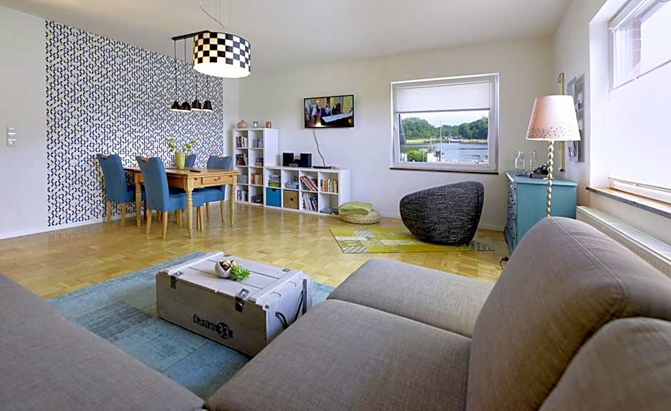 Photo 1 of 12 of Apartment