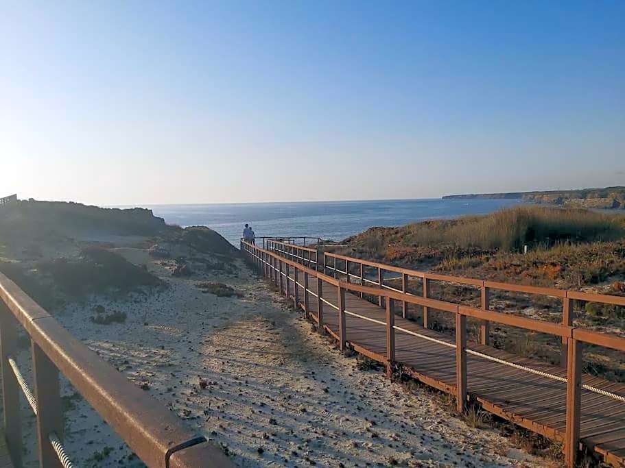 Zambujeiraseahouse - 100m da praia