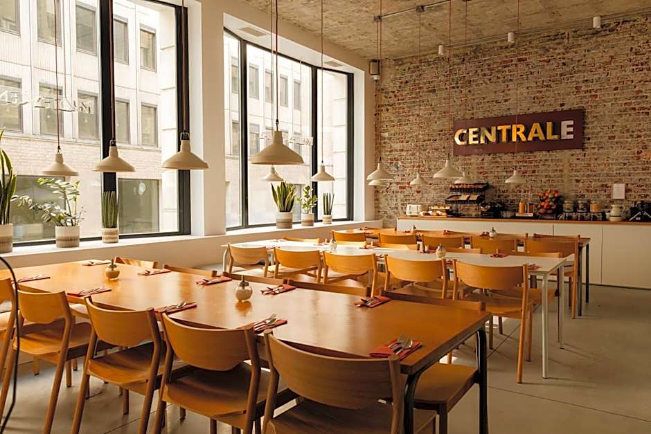 9Hotel Central