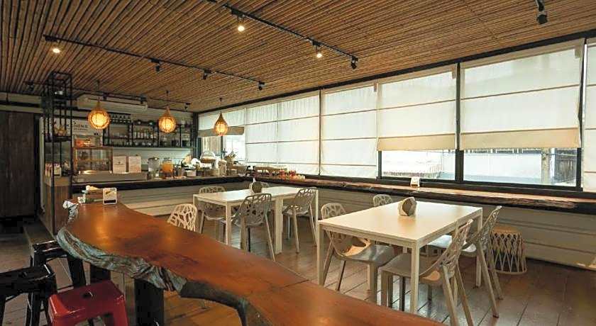 Pakchong Center Poshtel