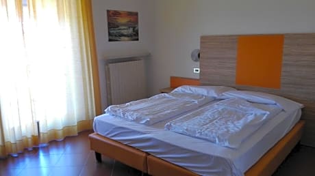 Triple Room  with Balcony or Terrace