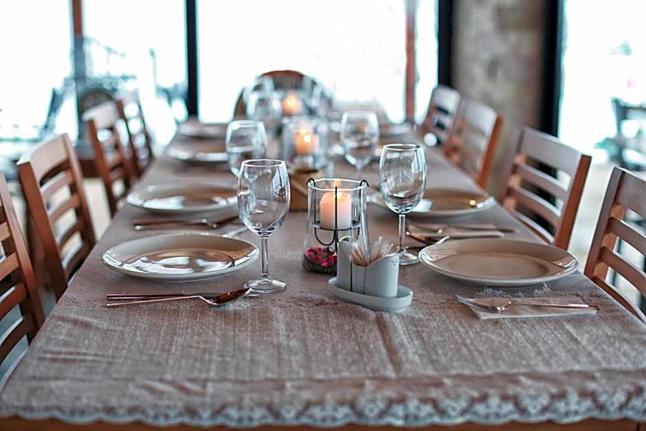 Akamoy Boztepe Hotel & restaurant