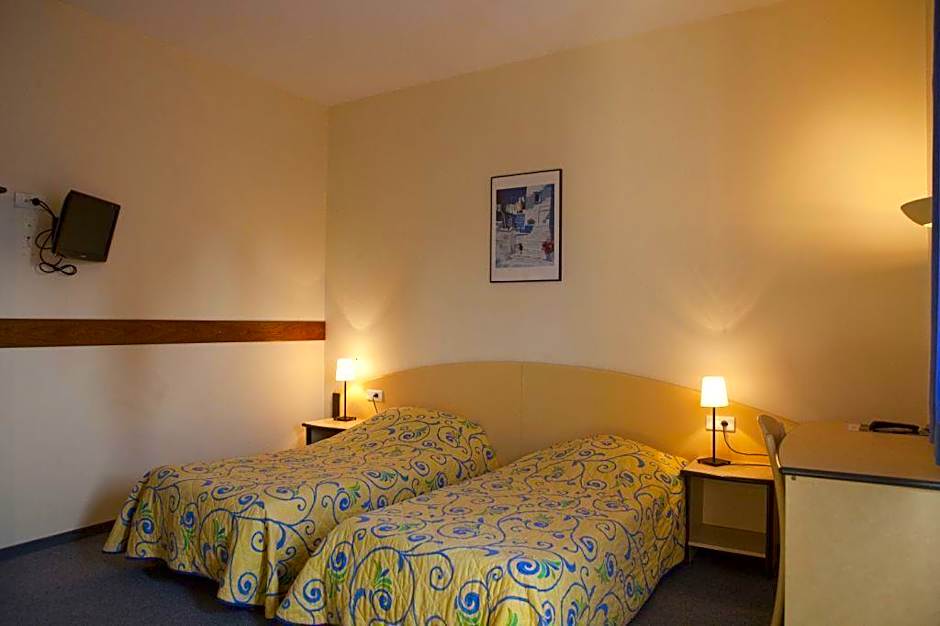 Complexe Htelier Regain