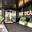 The Dean Munich, Autograph Collection