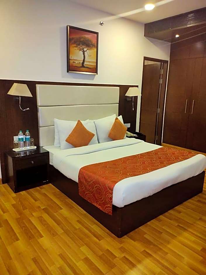 Hotel DS Clarks Inn Gurgaon