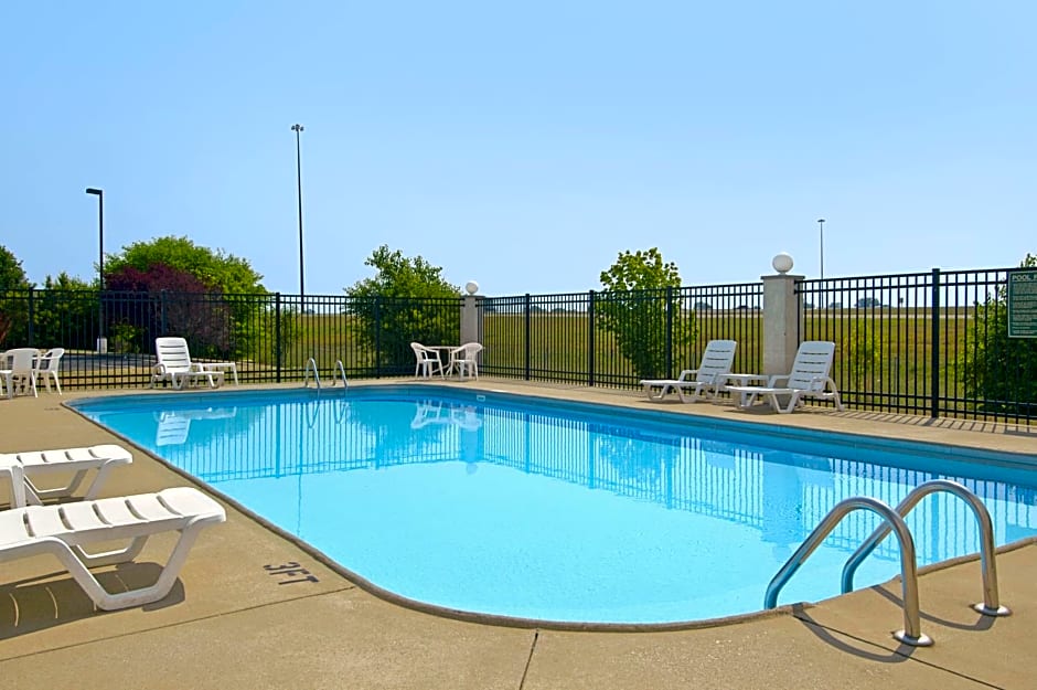 Baymont by Wyndham Evansville East
