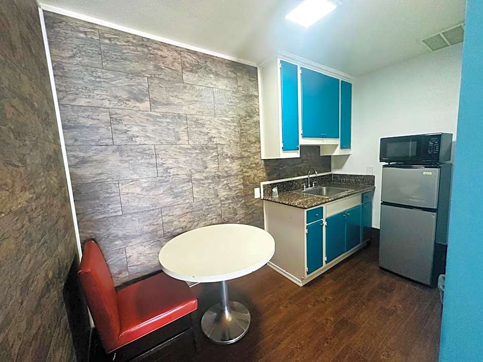 Casa Blanca Inn & Suites Whittier