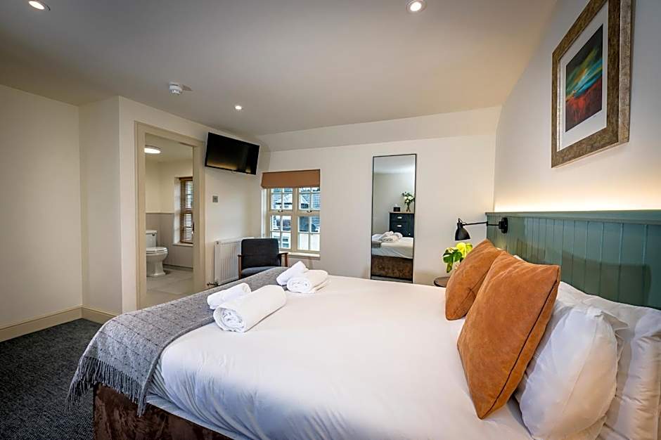 Photo 1 of 9 of Double Room