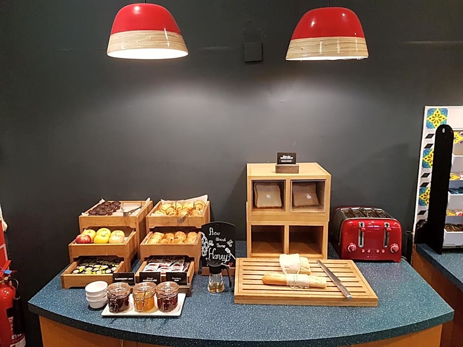 ibis Cardiff Gate - International Business Park