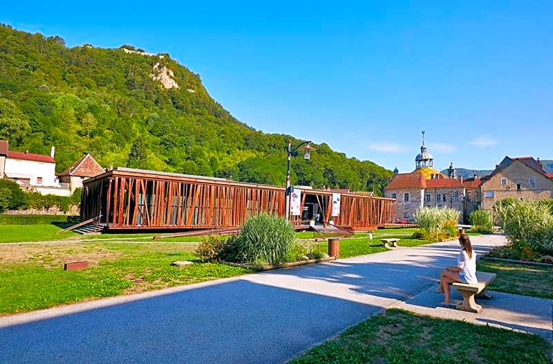 Appart Hotel Charles Sander