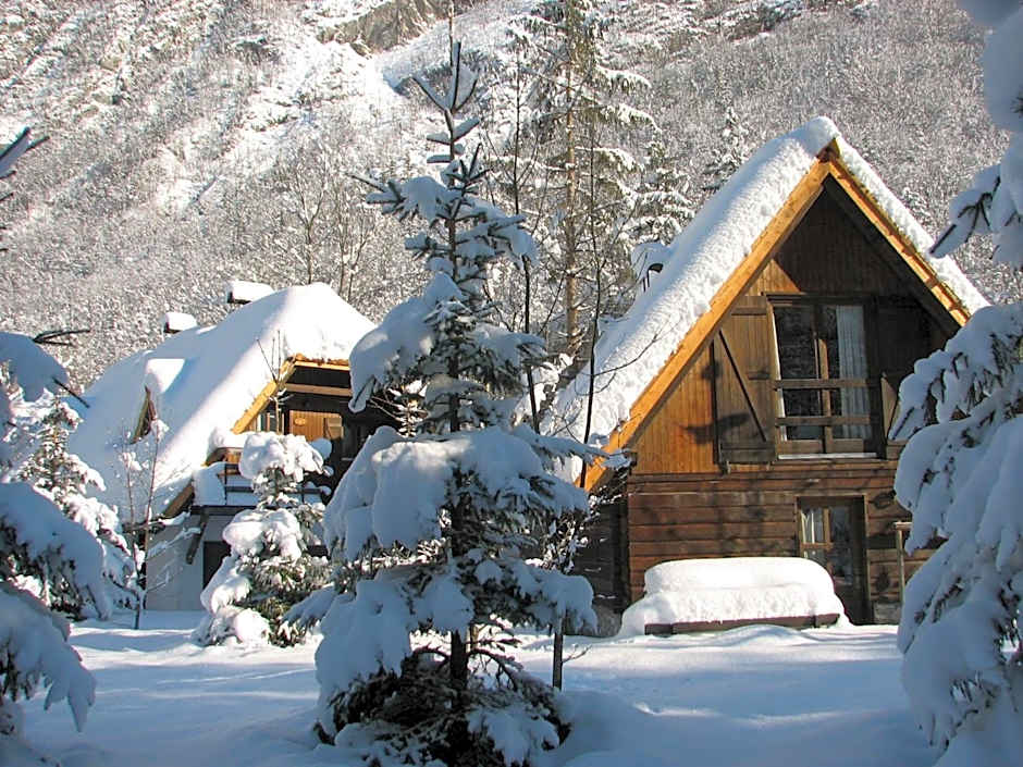 Pristava Lepena Village