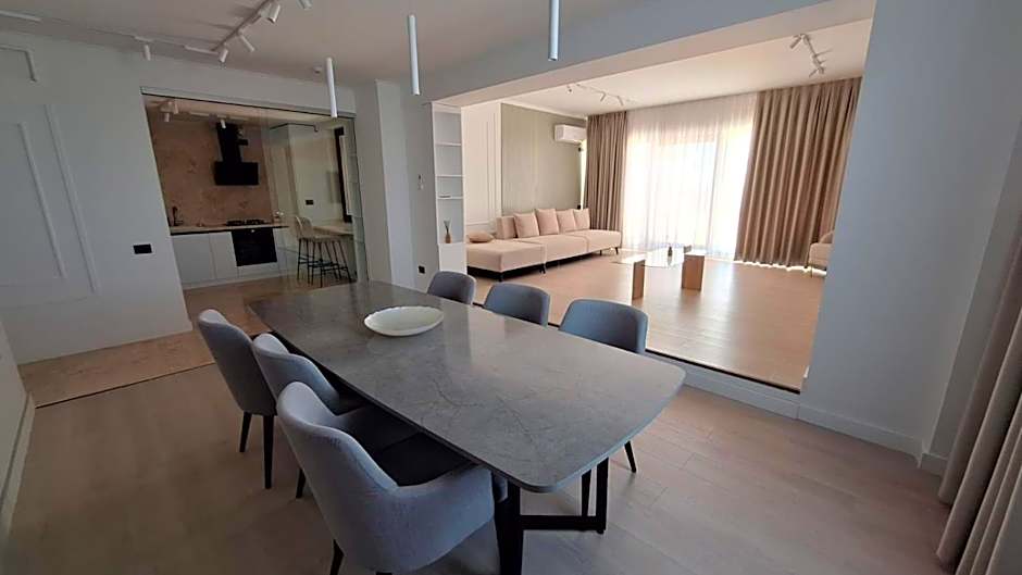 Solid Magic Apart Hotel