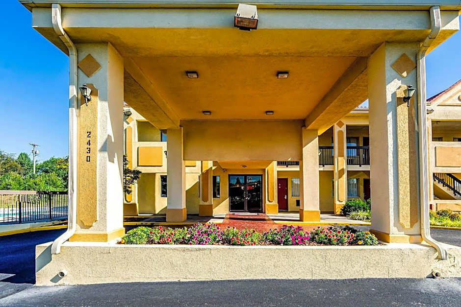 Econo Lodge Christiansburg-Blacksburg I-81