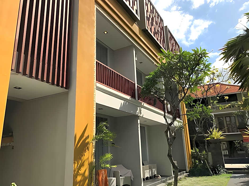 Kamini Legian Hotel