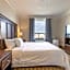 Prince Arthur Waterfront Hotel & Suites