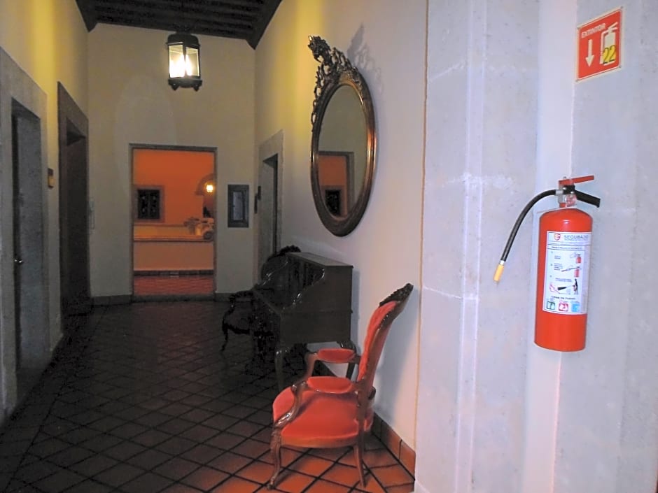 Hotel Virrey De Mendoza