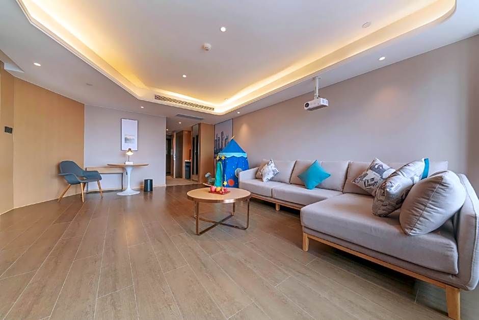 Atour Hotel Chongqing Yongchuan High-Speed Railway Station Xinglong Lake