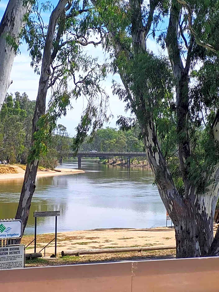 Boomerang Way Tourist Park