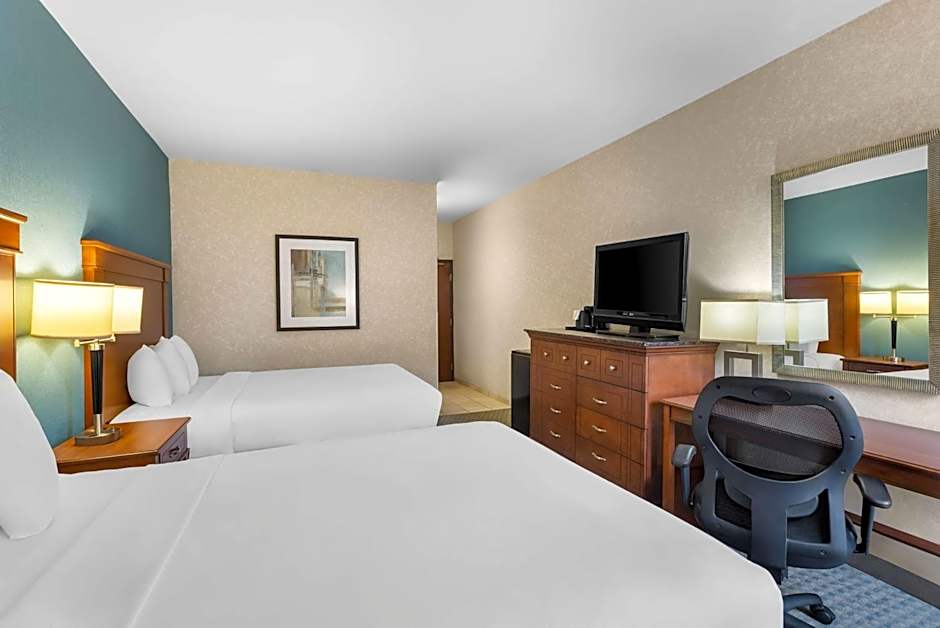 Sonesta Essential Houston Hobby Airport