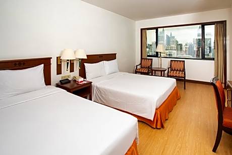 Deluxe Double or Twin Room