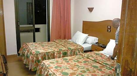 Family Room with Sea View