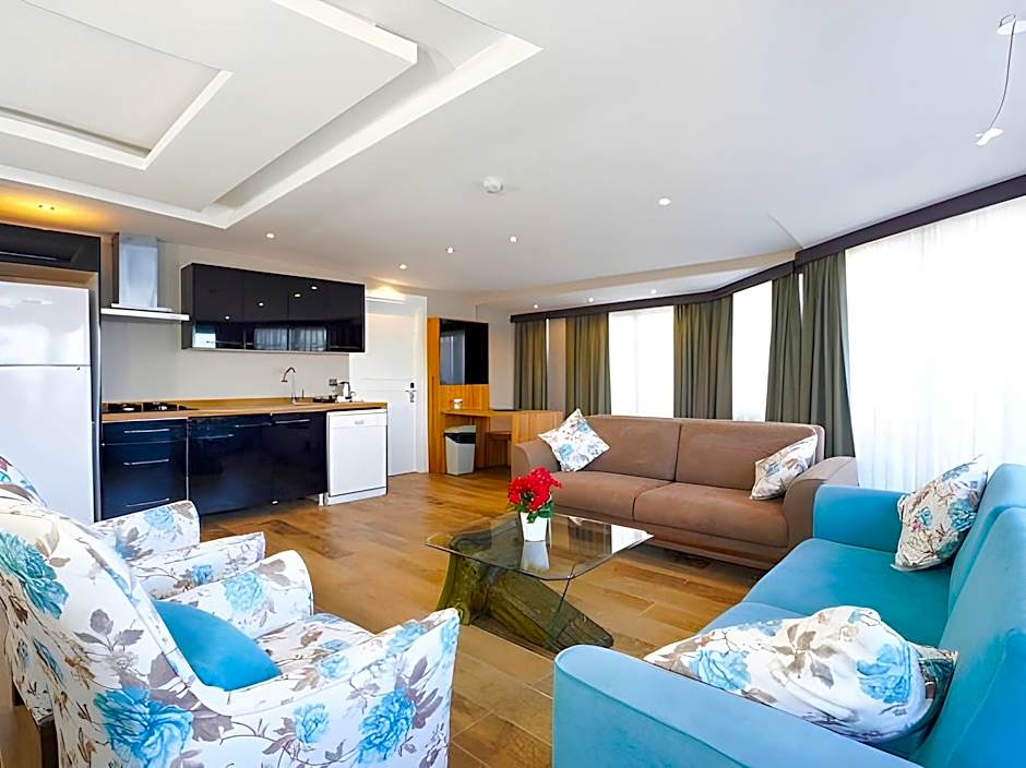 Aurasia Sea Side Hotel