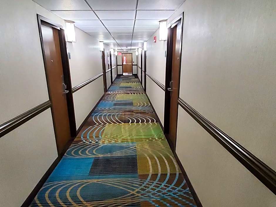 Best Western Adena Inn