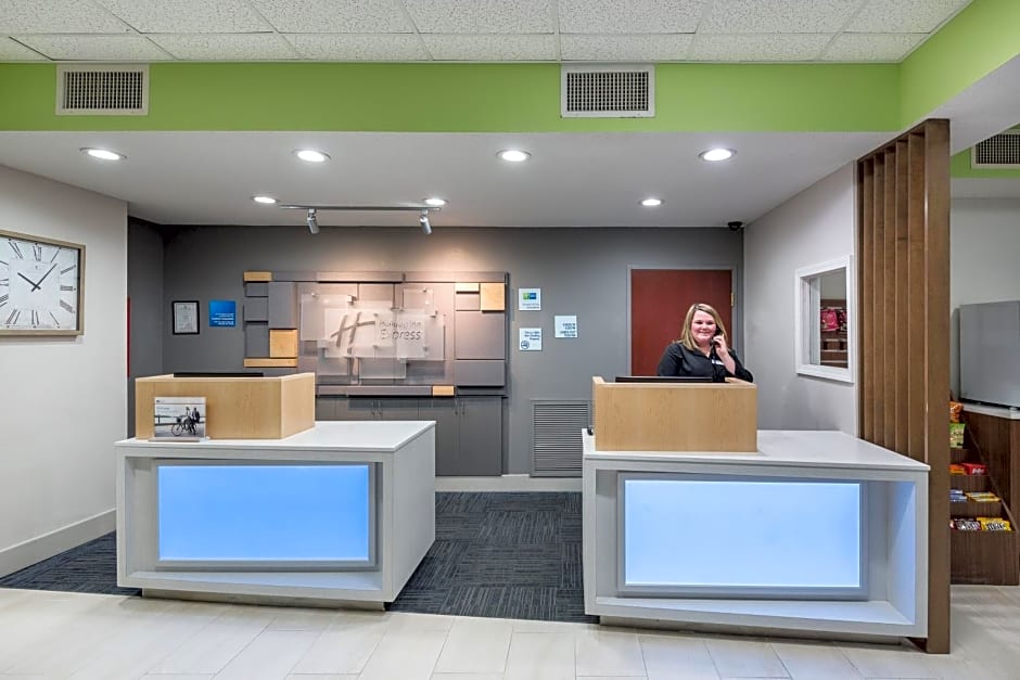 Holiday Inn Express Hillsville, an IHG Hotel