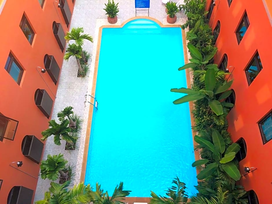 Baansuanprannok Hotel