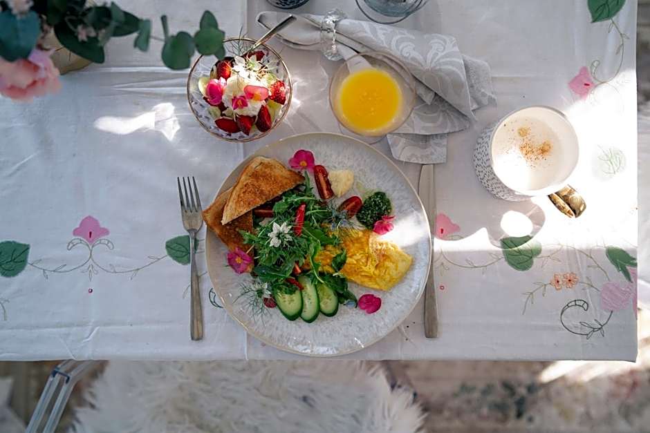 Peetri talu klaaskuplid Haapsalu lähedal