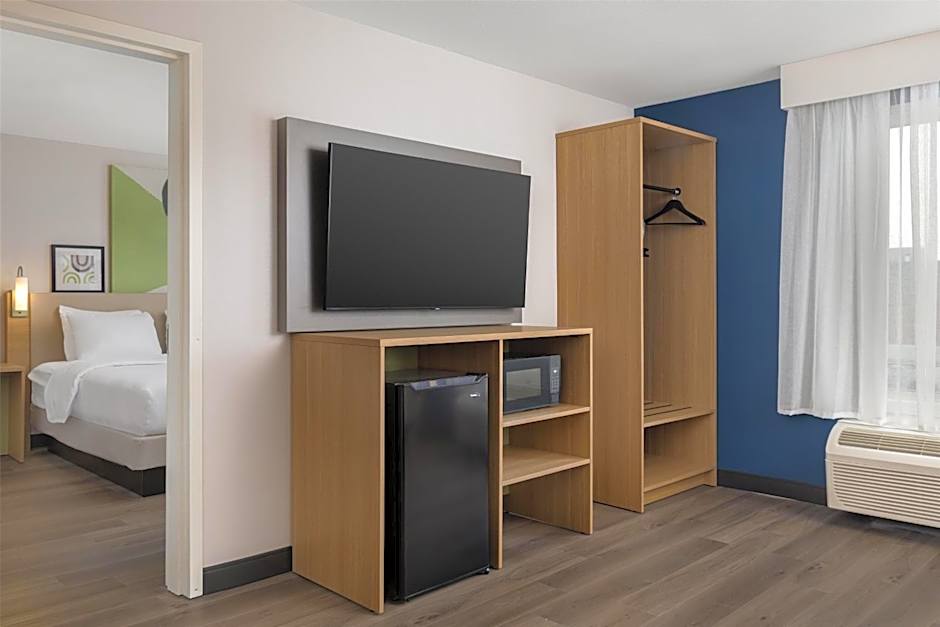 Spark by Hilton Woodstock