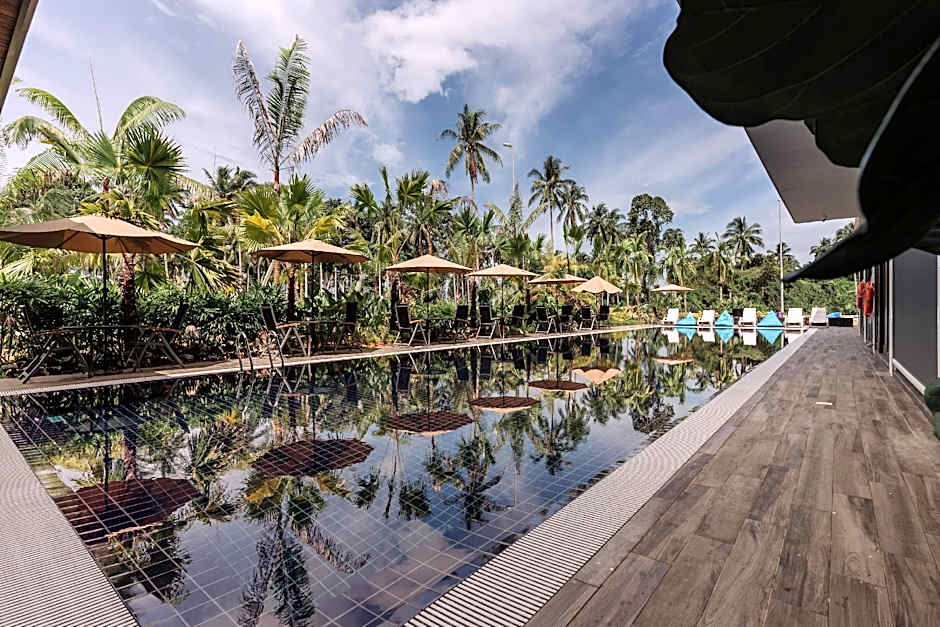 Roxy Sematan Villa & Townhouse