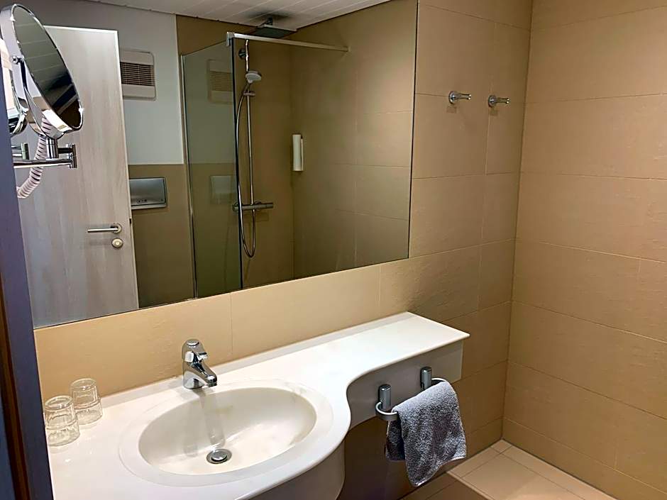 Adesso Hotel Göttingen - pay at property on arrival-Ihr Automatenhotel in Göttingen
