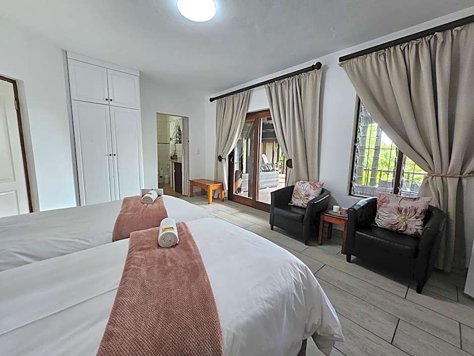 Ndiza Lodge and Cabanas