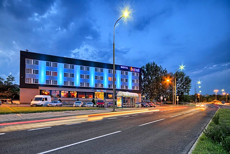 Hotel Festival
