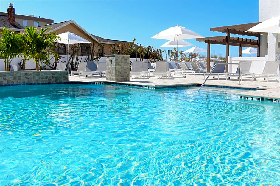 Barefoot Beach Club