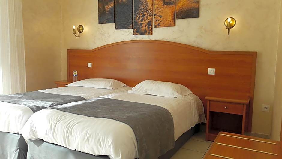 Logis Hostellerie Le Chatel Nangis