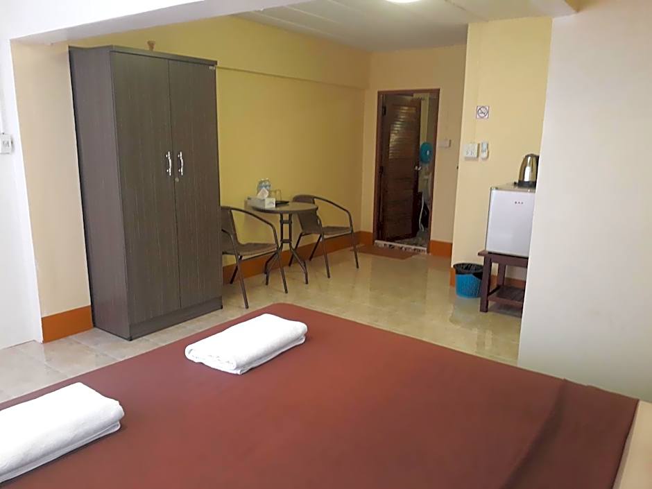 Relax Inn