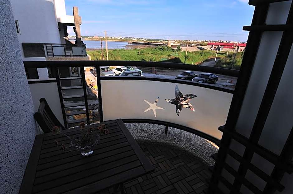 Camome Bed & Breakfast